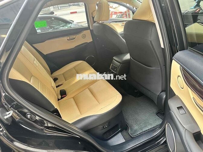 Lexus NX 2016 200t - 30000 km