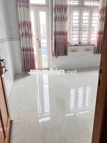 Cho thuê nhà mặt tiền, 2pn 3wc, Đường số 9 P8 Gò vấp,  tiện ở và kd