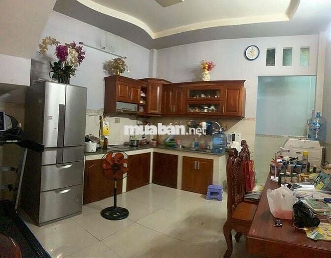nhà cho thuê nguyên căn 8,500tr/th có nội thất đầy đủ