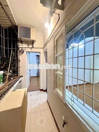 Bán tập thể Phố Quán Thánh, Ba Đình. Giá 5.3 tỷ