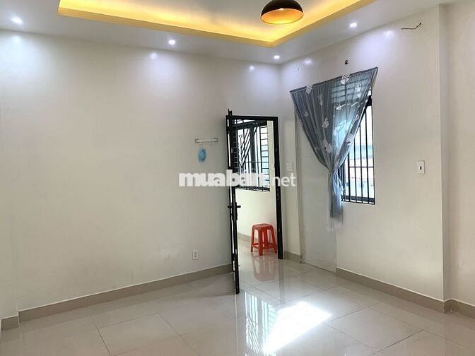 Nhà Lô góc mới thoáng y hình hẻm xe hơi thông 3 lầu 4 x 20