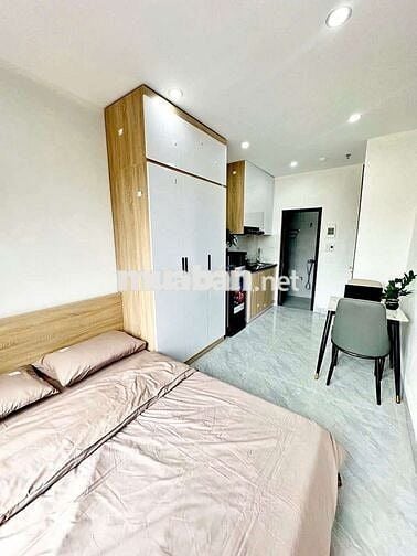 Toà mới Studio 25m2 full nội thất xịn sò. Ban công thoáng ở Minh Khai