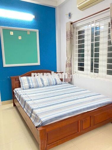 Phòng trọ 18m2 đường Nguyễn Thị Minh Khai, Quận 1