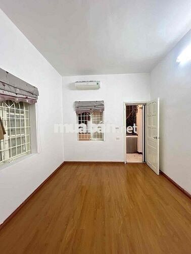Bán tập thể Phố Quán Thánh, Ba Đình. Giá 5.3 tỷ