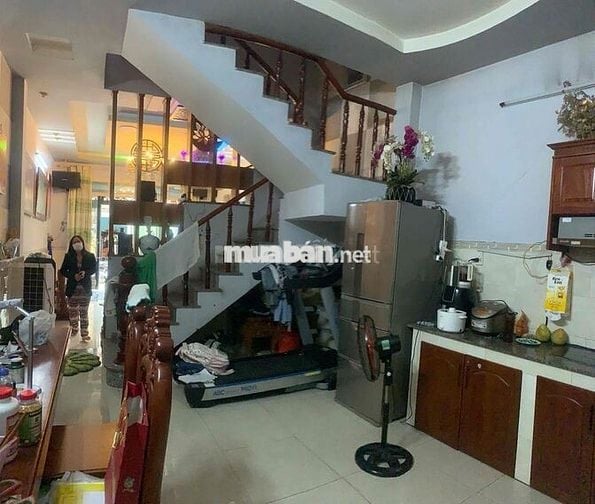 nhà cho thuê nguyên căn 8,500tr/th có nội thất đầy đủ
