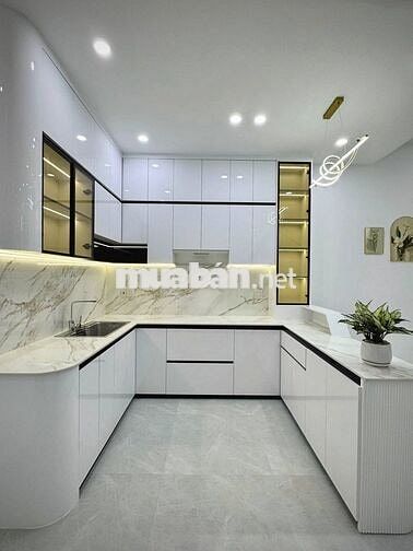 Chính chủ cần bán nhà đẹp, ở ngay, giá chỉ 1ty150/100m2,Sổ hồng riêng