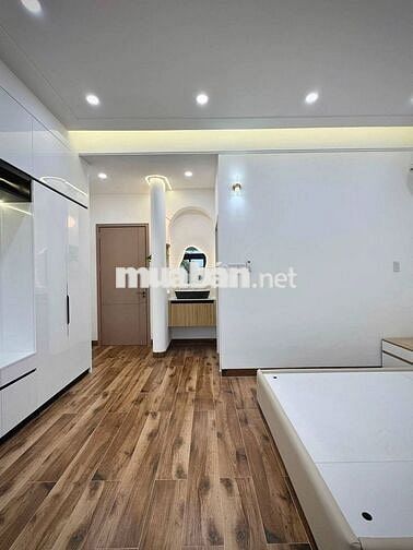 Chính chủ cần bán nhà đẹp, ở ngay, giá chỉ 1ty150/100m2,Sổ hồng riêng