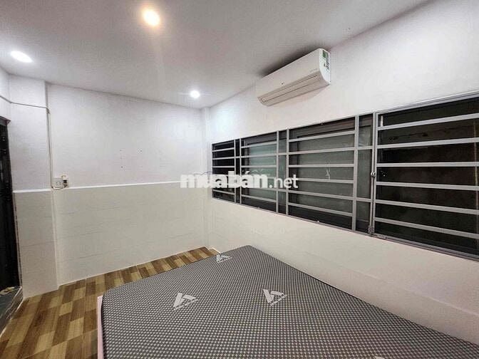 Cho thuê nhà nguyên căn Quận 1, full nội thất, 2PN – 14 triệu/tháng