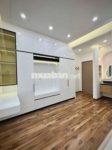 Chính chủ cần bán nhà đẹp, ở ngay, giá chỉ 1ty150/100m2,Sổ hồng riêng