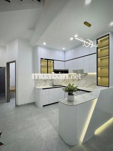 Chính chủ cần bán nhà đẹp, ở ngay, giá chỉ 1ty150/100m2,Sổ hồng riêng