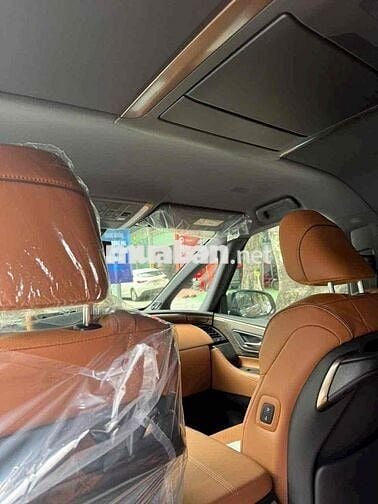 Toyota Alphard 2025 mới 100% giao ngay