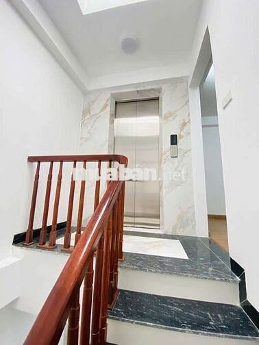 💥 8,6 TỶ – BÁN ĐẤT TẶNG NHÀ, LÔ GÓC VÀNG GẦN PHỐ 💥
Diện tích 35m²