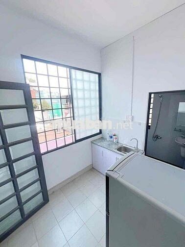 Chuỗi Phòng cho thuê gần Đường Hoà Hưng, Đại Học Kinh Tế UEH Quận 10