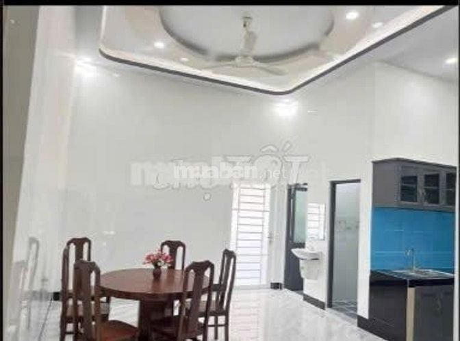 Bán nhà tặng nội thất giá siêu ngộp, Sổ Hồng Riêng full thổ cư