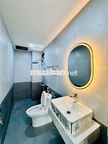 💥 8,6 TỶ – BÁN ĐẤT TẶNG NHÀ, LÔ GÓC VÀNG GẦN PHỐ 💥
Diện tích 35m²