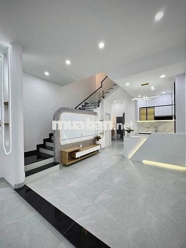 Chính chủ cần bán nhà đẹp, ở ngay, giá chỉ 1ty150/100m2,Sổ hồng riêng