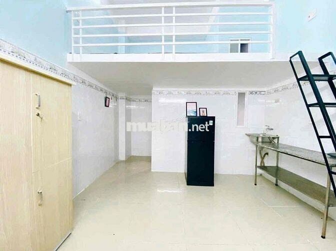PHÒNG TRỌ GIÁ RẺ NGAY ĐẠI HỌC VĂN HIẾN CÓ BẢO VỆ THANG MÁY HẦM XE RÔNG
