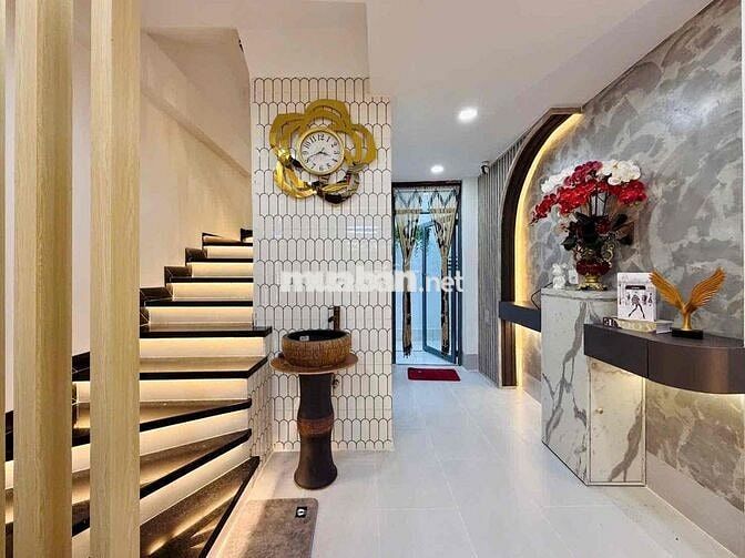 BÁN NHÀ PHỐ CỰC ĐẸP - 4TẦNG - OTO ĐẬU ĐỖ NGÀY ĐÊM - NT CAO CẤP