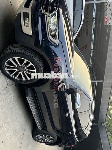 Ford Everest Titanium 4x4 - 2 cầu số tự động