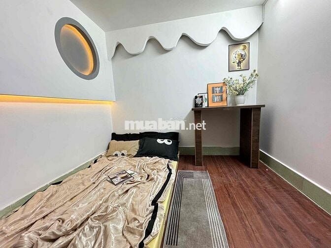 CÒN 1 CĂN 2 PHÒNG NGỦ CUỐI BÊN TRỤC ĐƯỜNG VĂN CHUNG GIÁ CỰC TỐT