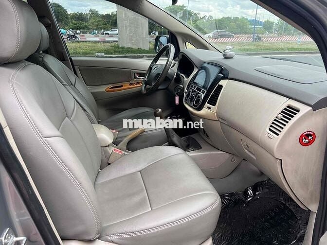 Cọp Innova số sàn 2011 - Xe 1 chủ từ đầu gia đình