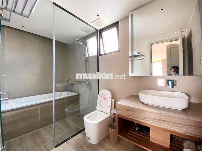 Căn Hộ Studio Tách Bếp, Ban Công, Full NT Gần Viettel Tower - Quận 3