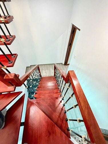 Bán nhà SIÊU MỚI Hai Bà Trưng 25M x 5T. MT thoáng. Full nội thất