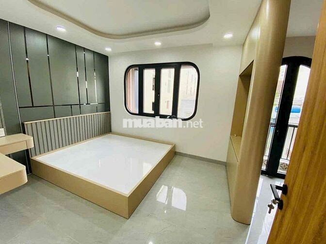 Bán Nhà Phan Huy Ít GV - 78m2 5tầng chỉ 7,2ty