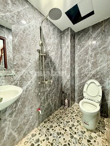Bán nhà SIÊU MỚI Hai Bà Trưng 25M x 5T. MT thoáng. Full nội thất