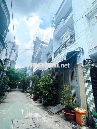 nhà trệt 3 lầu 4 phòng ngủ 3wc, hẻm 193 đường số 6. BHH B