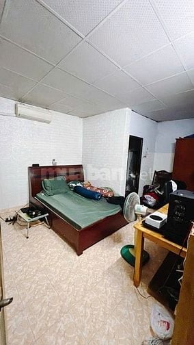 CẦN BÁN NHÀ ĐƯỜNG LÊ VĂN LƯƠNG Q7 HẺM XE 7 CHỖ CHẠY TỚI NHÀ LUÔN 