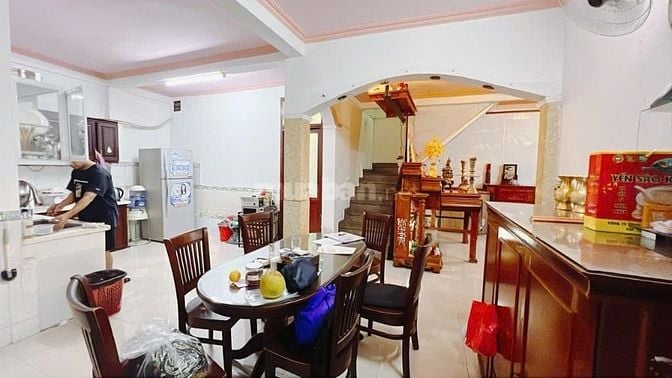 CẦN BÁN NHÀ ĐƯỜNG LÊ VĂN LƯƠNG Q7 HẺM XE 7 CHỖ CHẠY TỚI NHÀ LUÔN 