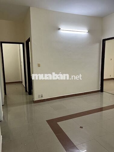 Bán căn hộ 2pn, 2wc cc 312 Lạc Long Quân, view đẹp, thoáng, an ninh
