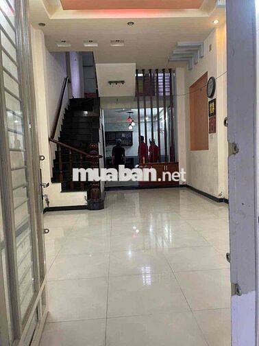 Cho thuê nhà 4x22 2lầu 3p ngủ, Đường thông 8m