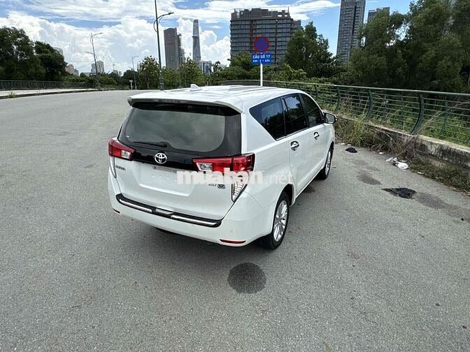 Toyota Innova 2021 V 2.0 AT - 101000 km