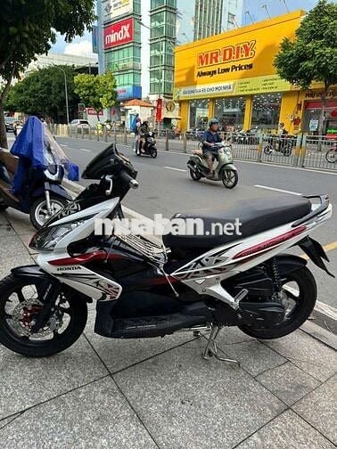 Air blade FI full Thái 2010 mới 90%bs 61 chính chủ
