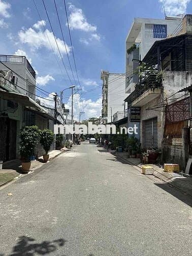 Nhà 1,5 tầng Hẻm 8m đường Nguyễn Ảnh Thủ, Q12, dt 70m2 (4mx18m) 💰4,9Tỷ