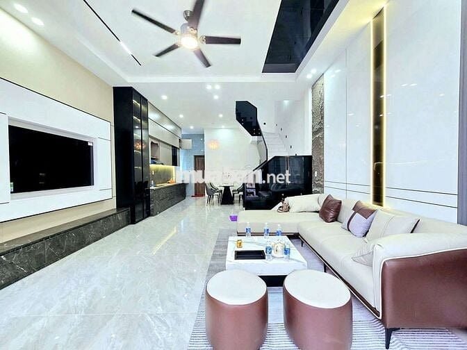 Bán nhà 2 tầng kiệt ô tô tôn đản