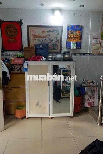 Bán nhà mặt tiền hẻm .Dt 4x6. 1lầu 1trệt. 2tỷ440