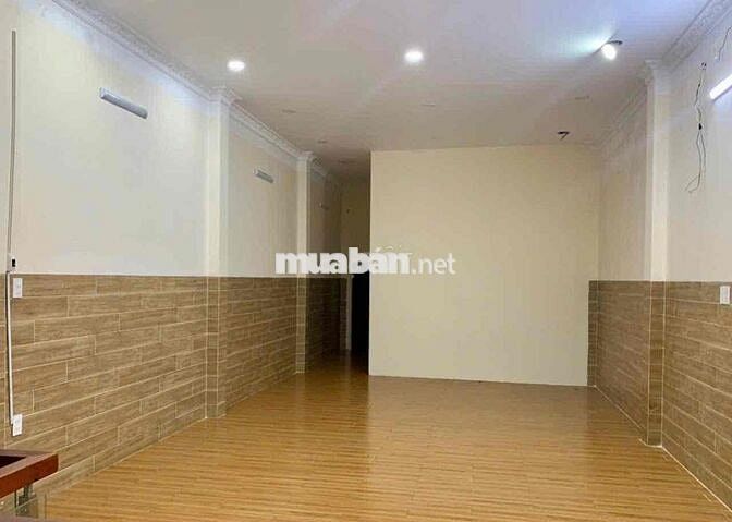 CHO THUÊ NHÀ 5X26M TRỆT TRỐNG SUỐT TIỆN SETUP VĂN PHÒNG TRƯNG BÀY
