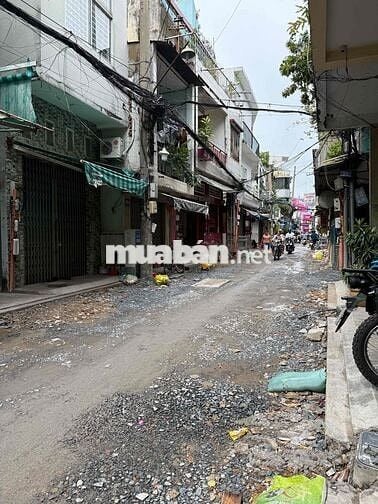 Cho thuê nhà MT Nguyễn Trọng Tuyển, phường 2, 4x17m, 1 trệt, 3pn