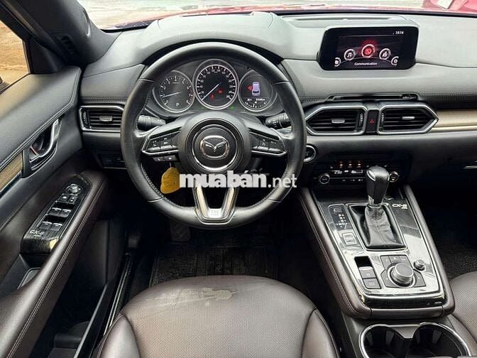 Mazda CX8 2020 Luxury 2.5L,1 cầu, màu đỏ, 51.000