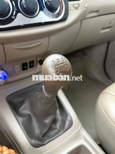 Toyota Innova 2016 2.0E - 95000 km