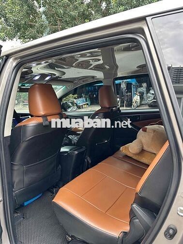 Toyota Innova 2017 2.0E - 118000 km