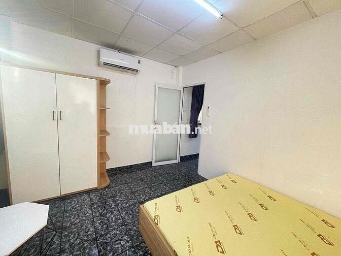 CHÍNH CHỦ TRỐNG 2PN CỬA SỔ THOÁNG ĐẦY ĐỦ NỘI THẤT NGAY GA METRO QUẬN 1