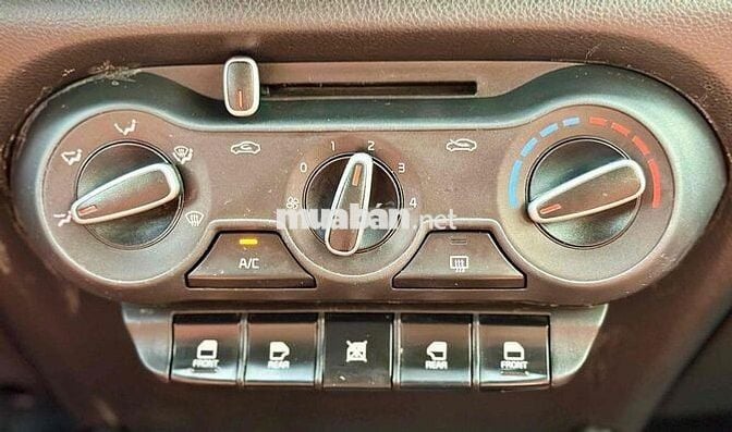 Kia Soluto 2020 1.4 MT Deluxe - 80000 km