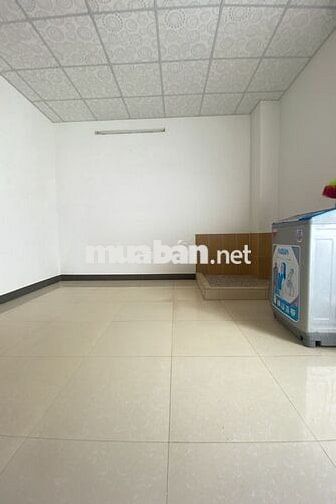 Cần bán gấp căn nhà nghỉ 130m², 8 phòng, trung tâm TP Bạc Liêu