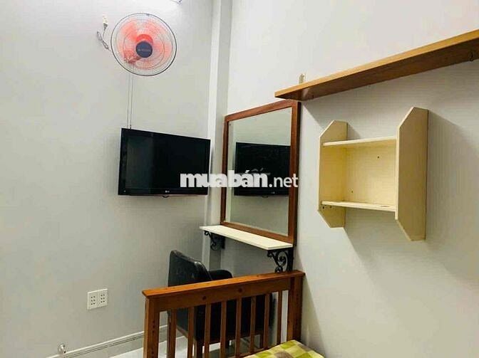 cho thuê nhà nguyên căn mặt tiền bờ kè gần chợ phú xuân