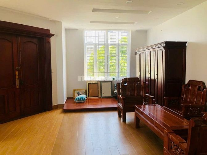 Bán nguyên căn Biệt thự 8x20,5(170m2 ) đường nhựa 12m 