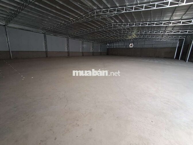 KHO MỚI CHƯA SỬ DỤNG GIÁP Q.7 630M2 55TR